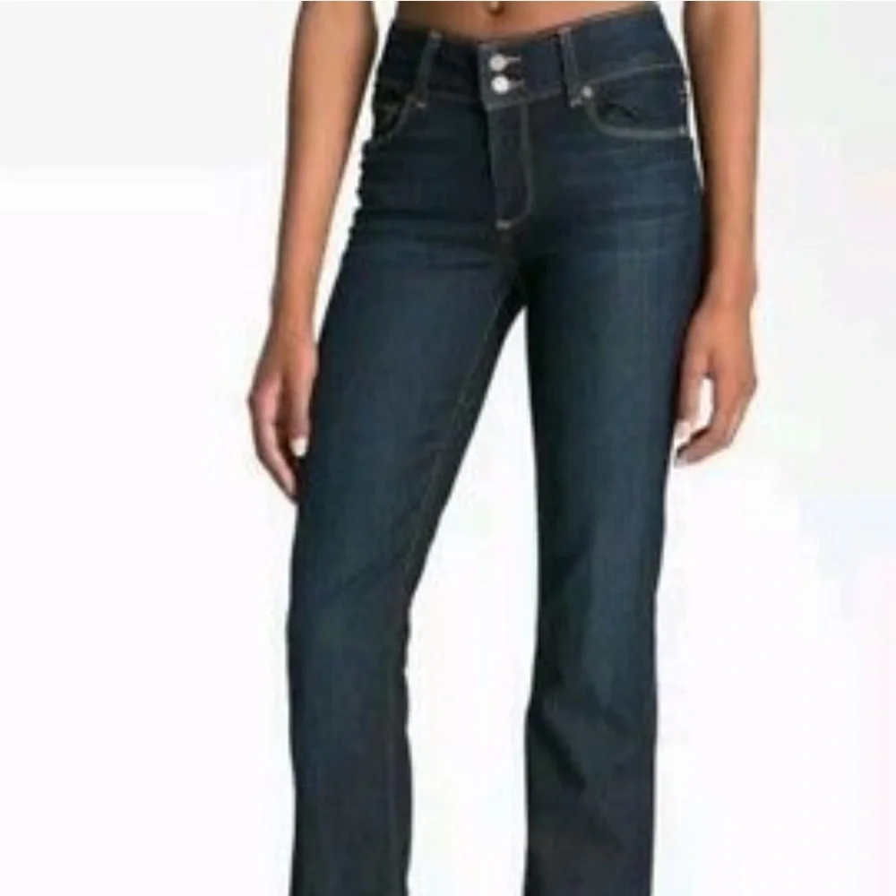 🔥 SALE Paige Hidden Hills Flared Premium Denim Jeans | Size 28